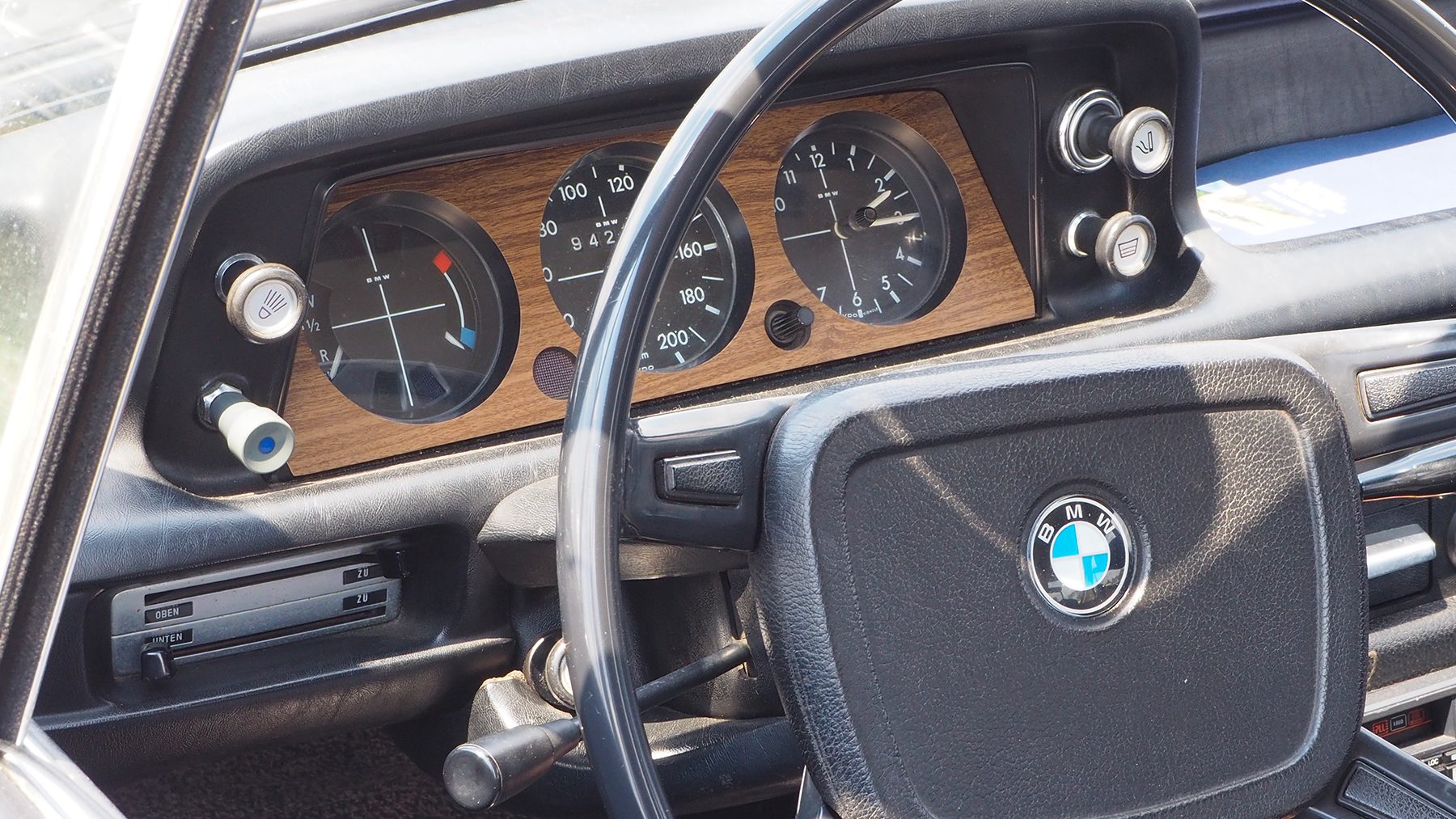 Projet BMW — Édition — Signalétique